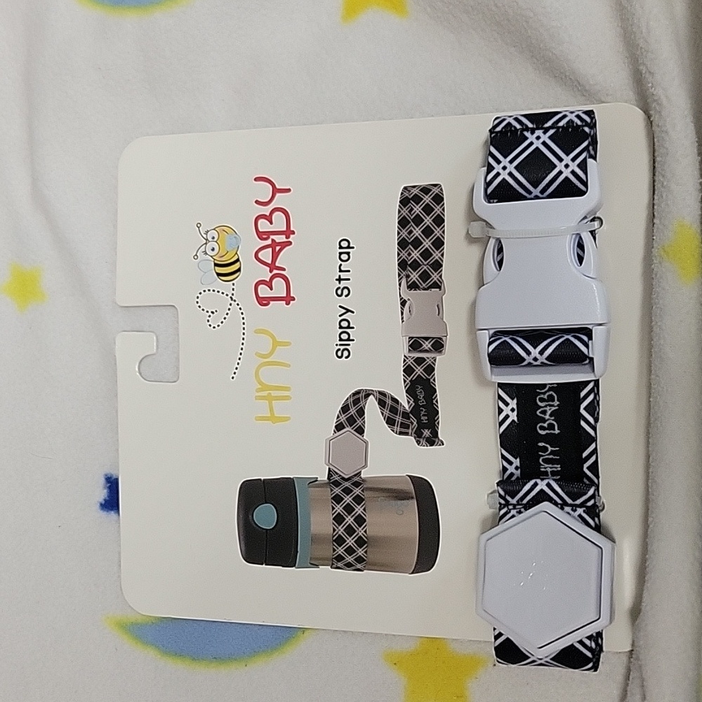 NWT HNY BABY sippy strap color black.